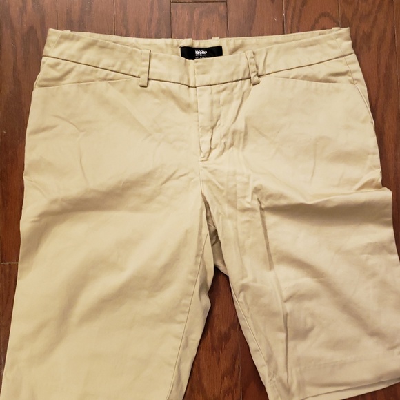 MOSSIMO DRESS KHAKI BERMUDA SHORTS - Picture 1 of 3